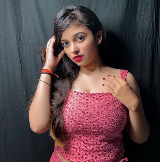 Riya Pandey 